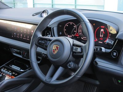 صورة مصغرة 36 لـ 2024 Porsche CAYENNE