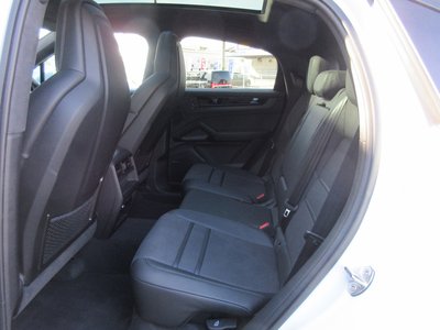 صورة مصغرة 28 لـ 2024 Porsche CAYENNE