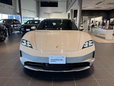 2025 Porsche TAYCAN 照片 27