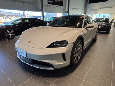 2025 Porsche TAYCAN 照片 3
