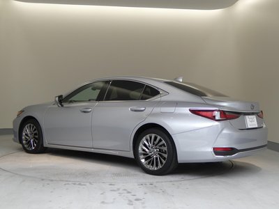 2024 Lexus ES 缩略图 18