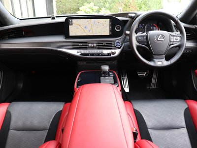 صورة مصغرة 3 لـ 2021 Lexus LS