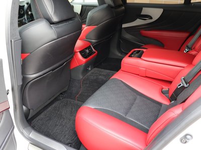 صورة مصغرة 5 لـ 2021 Lexus LS