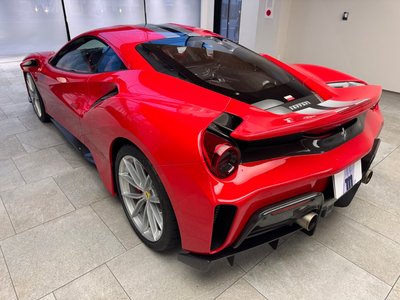 صورة 9 لـ 2019 Ferrari 488 PISTA