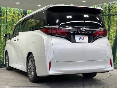 صورة 17 لـ 2024 Toyota ALPHARD