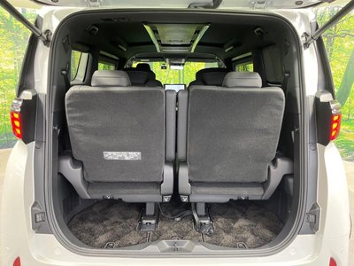 صورة 54 لـ 2024 Toyota ALPHARD