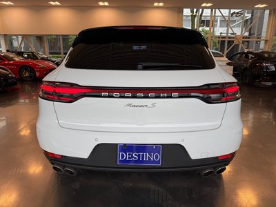 2019 Porsche MACAN photo 14