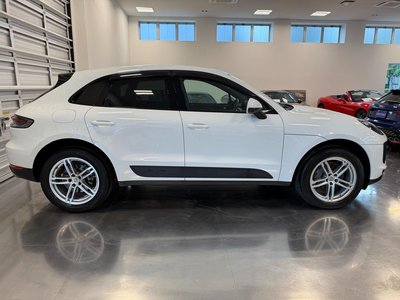 2019 Porsche MACAN photo 12