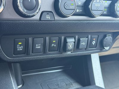 صورة 9 لـ 2022 Toyota TACOMA