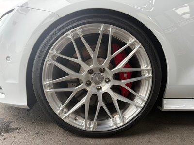 صورة 26 لـ 2017 AUDI RS7 SPORTBACK