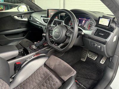 صورة 42 لـ 2017 AUDI RS7 SPORTBACK