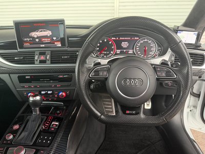 صورة 28 لـ 2017 AUDI RS7 SPORTBACK