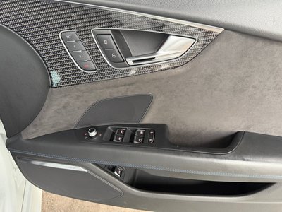 صورة 46 لـ 2017 AUDI RS7 SPORTBACK