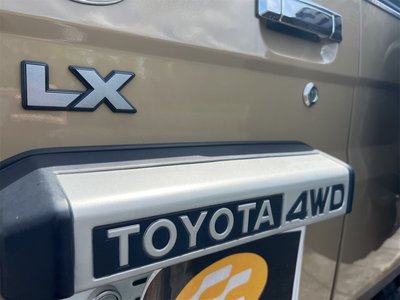 صورة 52 لـ 1997 Toyota LAND CRUISER 70