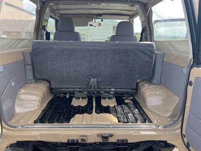صورة 55 لـ 1997 Toyota LAND CRUISER 70