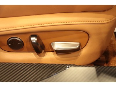 صورة مصغرة 15 لـ 2018 Lexus LC