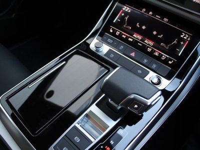 2025 AUDI Q8 photo 13