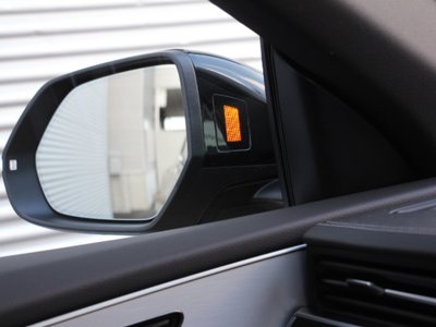2025 AUDI Q8 photo 15