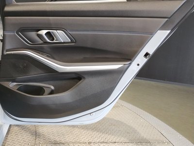 2025 BMW 3 SERIES TOURING thumbnail 51