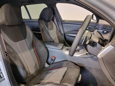 2025 BMW 3 SERIES TOURING photo 12