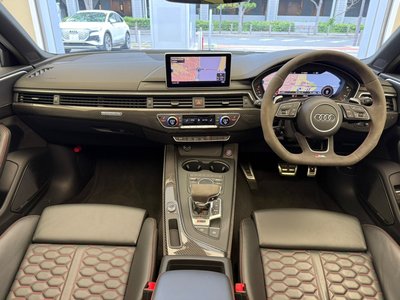 2019 AUDI RS4 AVANT photo 3