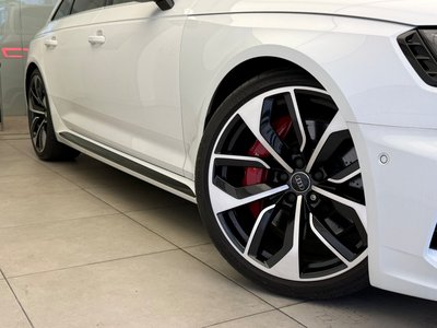 2019 AUDI RS4 AVANT photo 10