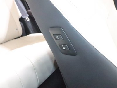 صورة مصغرة 8 لـ 2024 Lexus RX