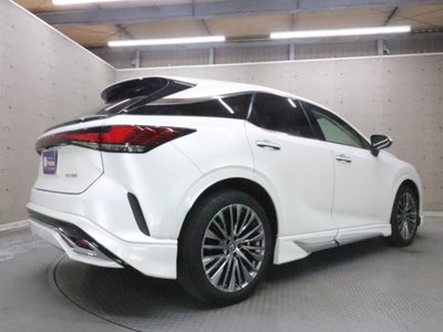 صورة مصغرة 3 لـ 2024 Lexus RX