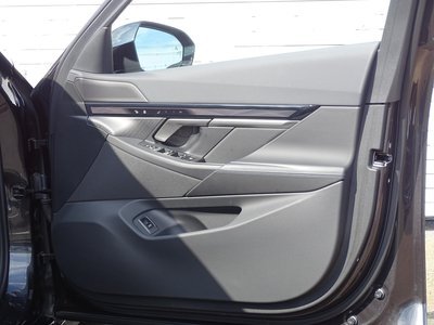 2024 BMW 5 SERIES 缩略图 61