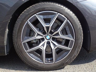 2024 BMW 5 SERIES 照片 6