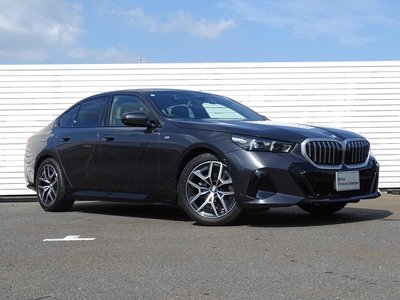 2024 BMW 5 SERIES 照片 9