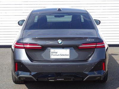 2024 BMW 5 SERIES 缩略图 24