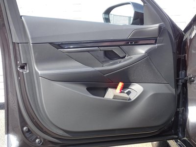 2024 BMW 5 SERIES 缩略图 63
