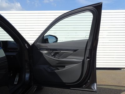 2024 BMW 5 SERIES 缩略图 60