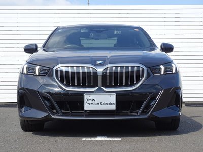 2024 BMW 5 SERIES 照片 3