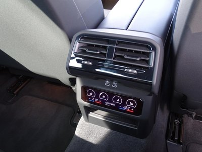 2024 BMW 5 SERIES 缩略图 56