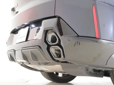 2024 BMW XM thumbnail 35