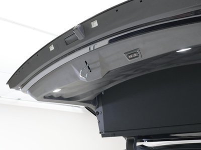2024 BMW XM thumbnail 18
