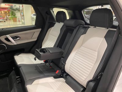 2025 LAND Rover DISCOVERY SPORT photo 16