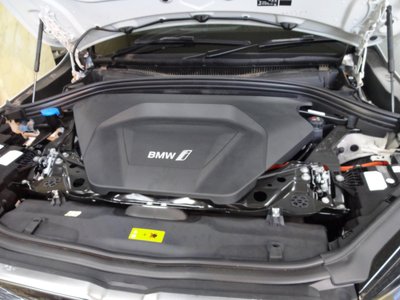 صورة 18 لـ 2024 BMW IX2