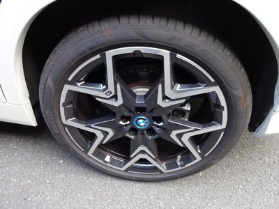صورة 17 لـ 2024 BMW IX2
