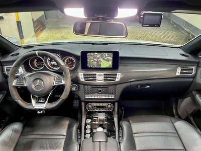 2015 Mercedes-BENZ CLS AMG — фото 9