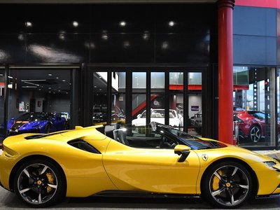 صورة مصغرة 5 لـ 2024 Ferrari SF90 SPIDER
