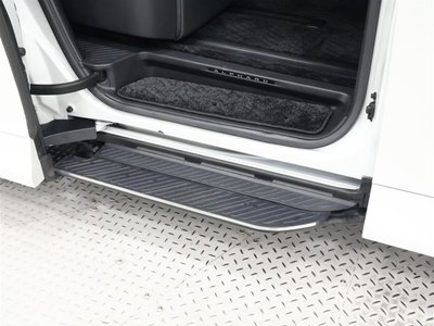 صورة 27 لـ 2023 Toyota ALPHARD