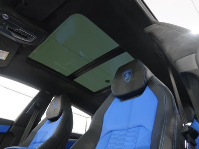 صورة 15 لـ 2019 Lamborghini URUS