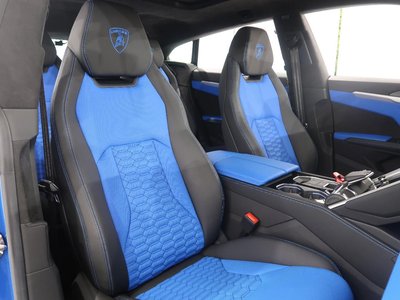 صورة 32 لـ 2019 Lamborghini URUS