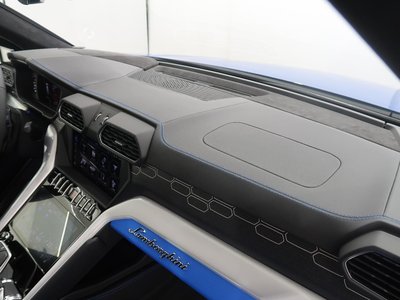 صورة 36 لـ 2019 Lamborghini URUS