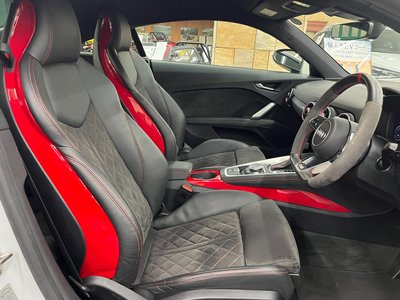 2022 AUDI TT photo 8