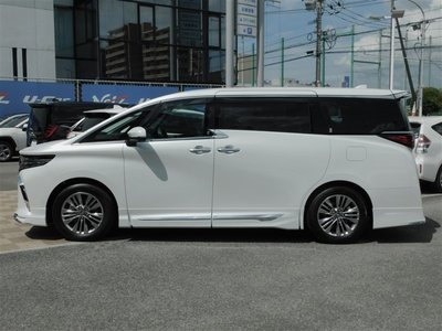 2026 Toyota ALPHARD 照片 3