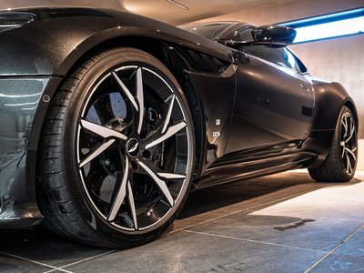 صورة 15 لـ 2021 Aston Martin DBS SUPERLEGGERA
